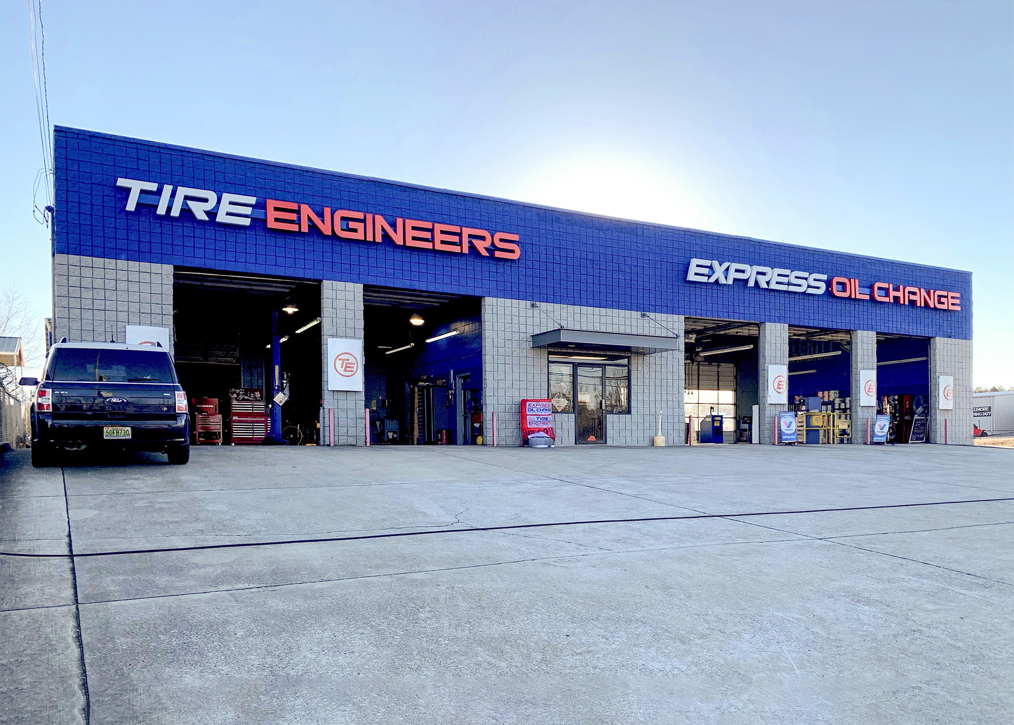 Express Oil Change & Tire Engineers at Boaz, AL