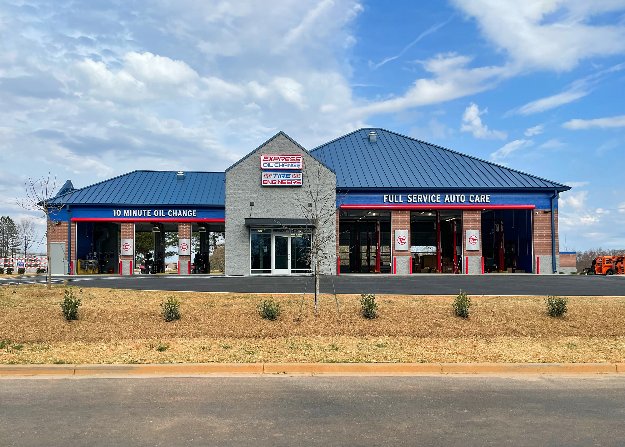 Express Oil Change & Tire Engineers at Simpsonville, SC - Martin's Run