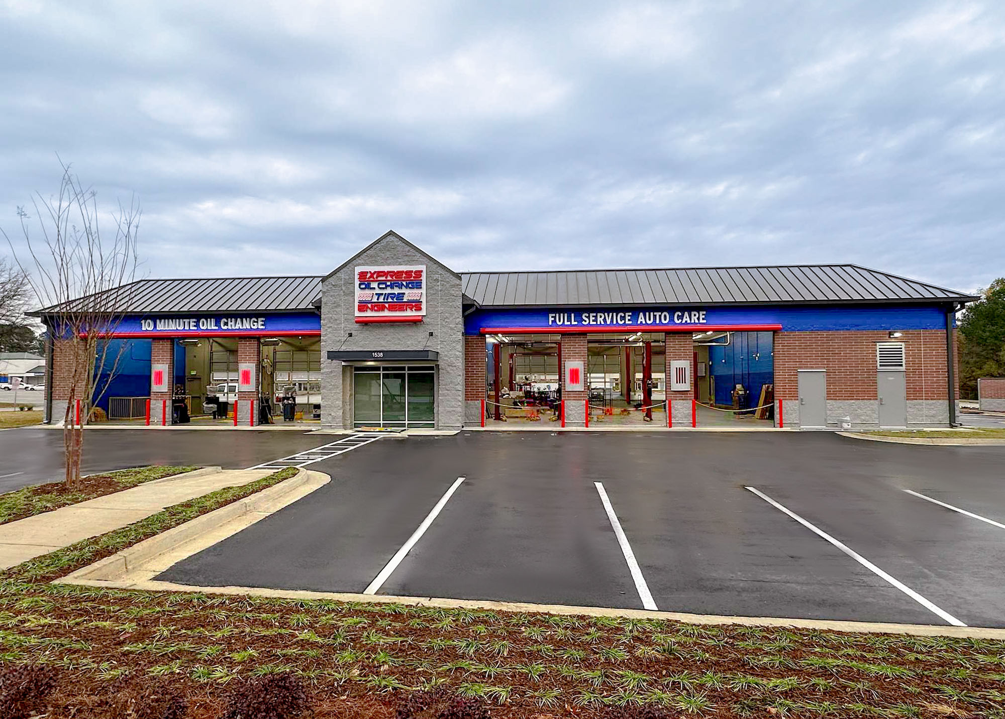 Express Oil Change & Tire Engineers at Madison, GA - Beacon Heights