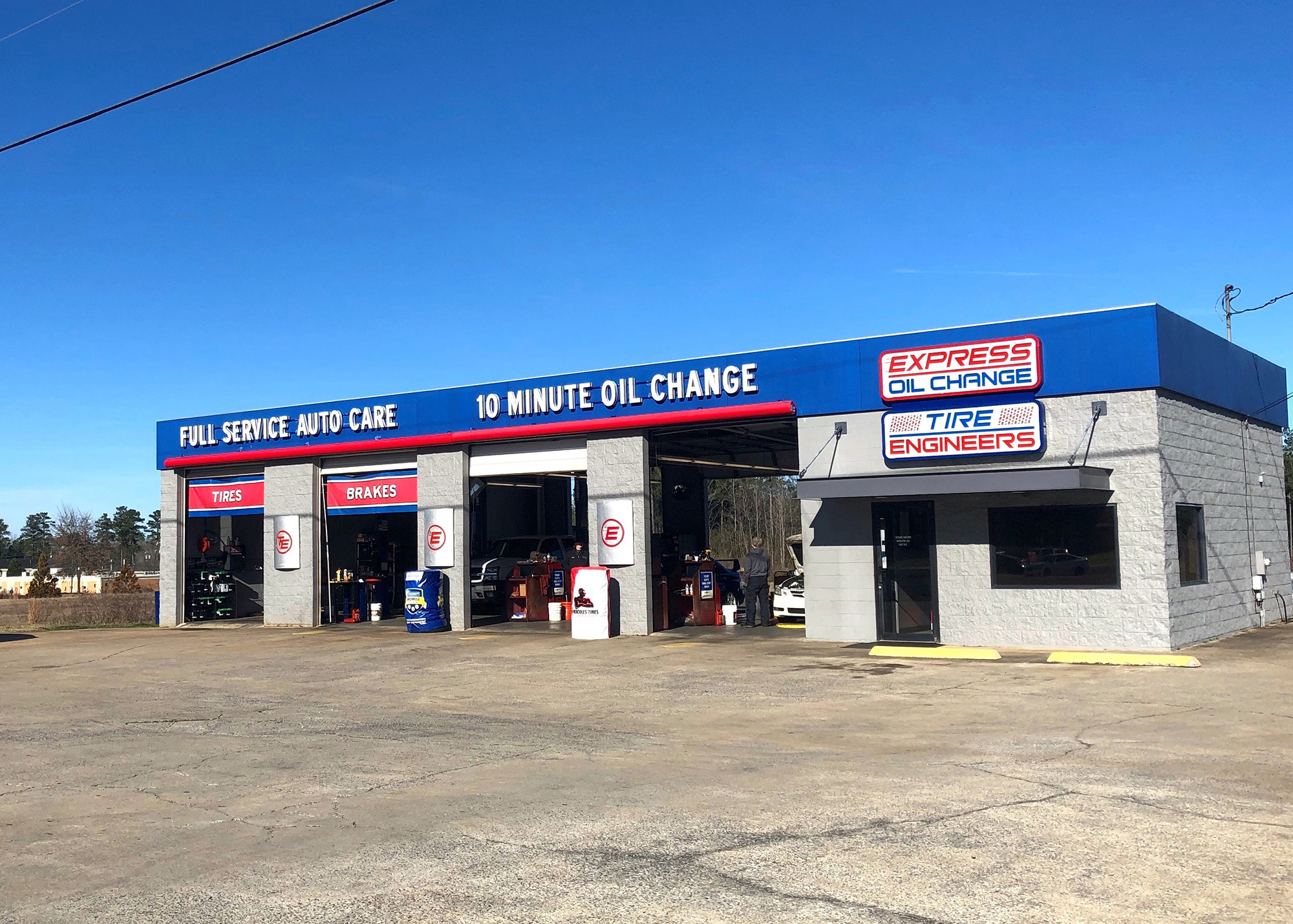 Express Oil Change & Tire Engineers at Childersburg, AL