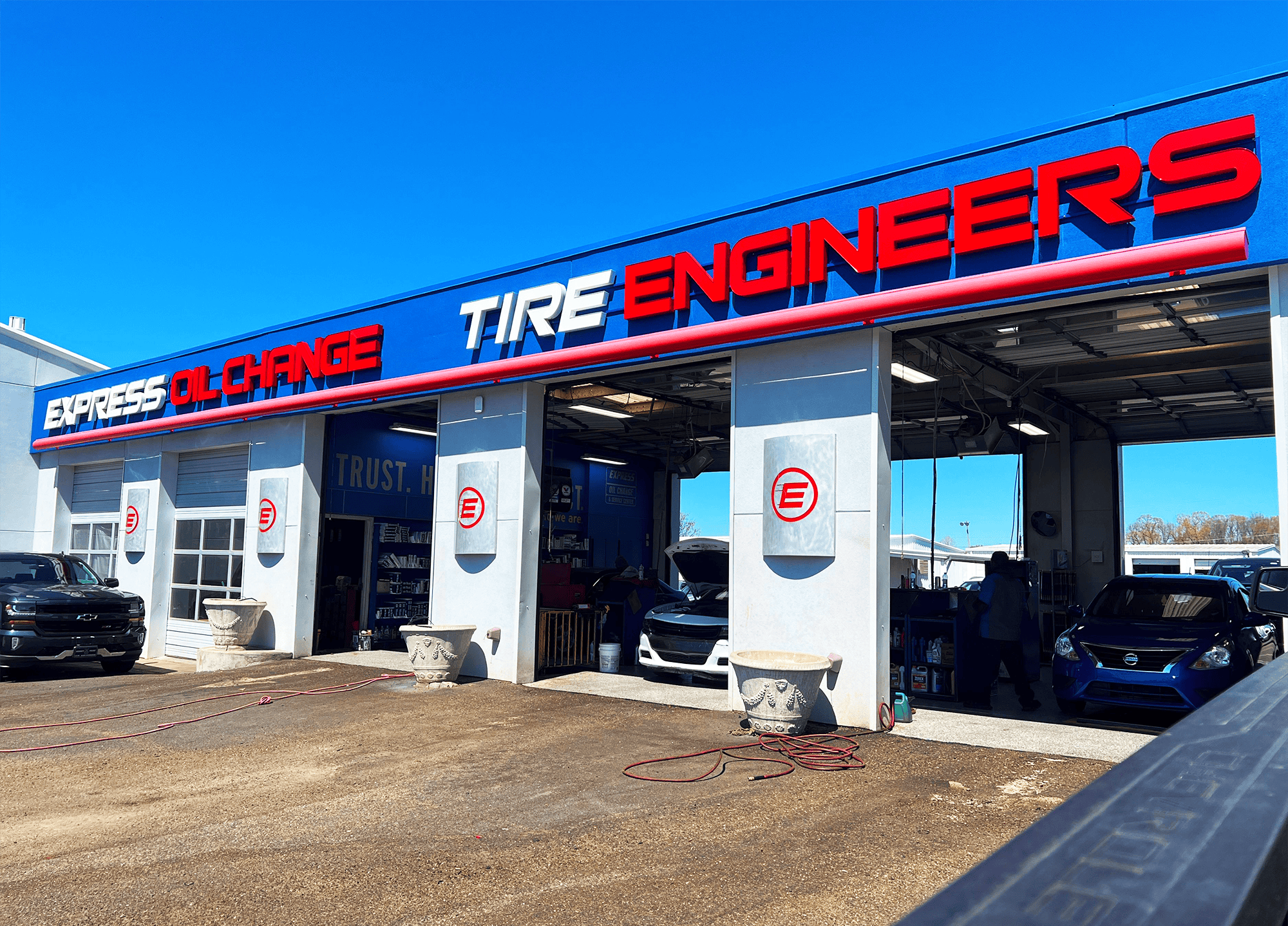 Express Oil Change & Tire Engineers at Prattville, AL